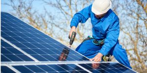 Installation Maintenance Panneaux Solaires Photovoltaïques à Yenne